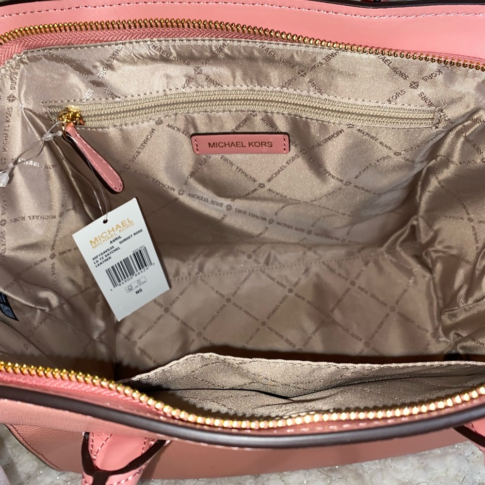 🌹MICHAEL KORS LARGE AVRIL LEATHER SATCHEL with SATIN DUST BAG - Picture 10 of 13